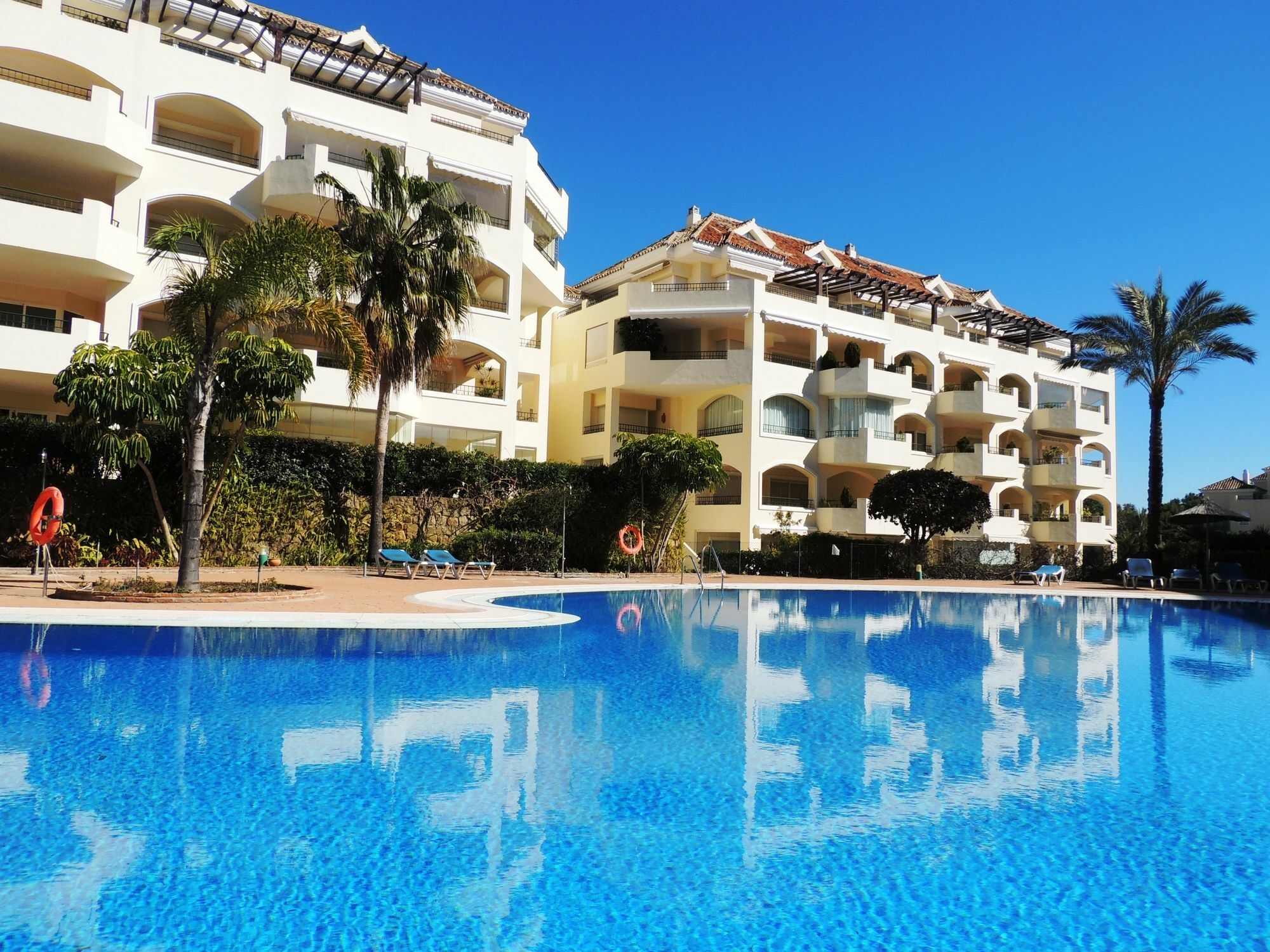 Hacienda Playa Apartment Марбеля Екстериор снимка